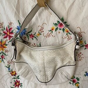 VINTAGE Y2K COACH WHITE LEATHER BAGUETTE